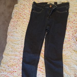 Blue jegging jeans